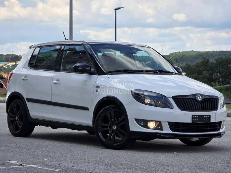 Skoda Fabia 2013 photo 3