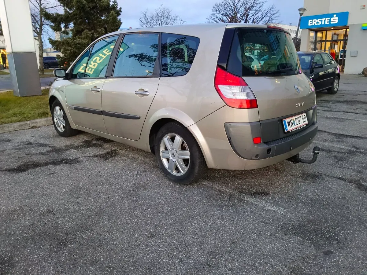 Renault Scenic 2007 photo 2