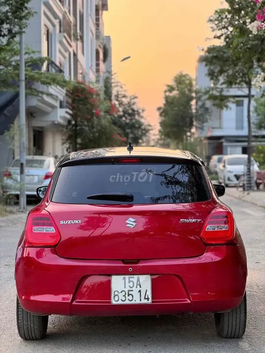 Suzuki Swift 2019 photo 2