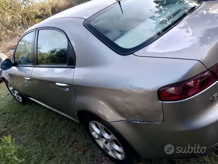Alfa Romeo 159 2009 photo 4
