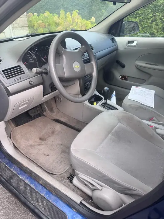 Chevrolet Cobalt 2005 photo 3