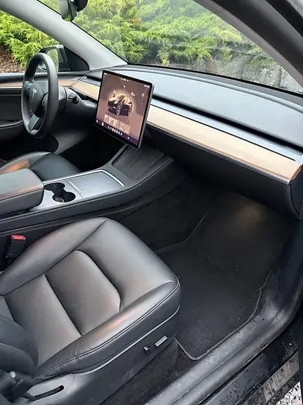 Tesla Model Y 2022 photo 3