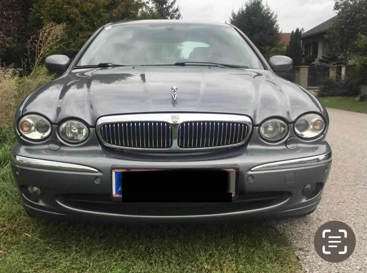 Jaguar X-Type