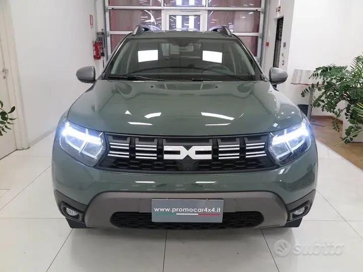 Dacia Duster 2023 photo 2