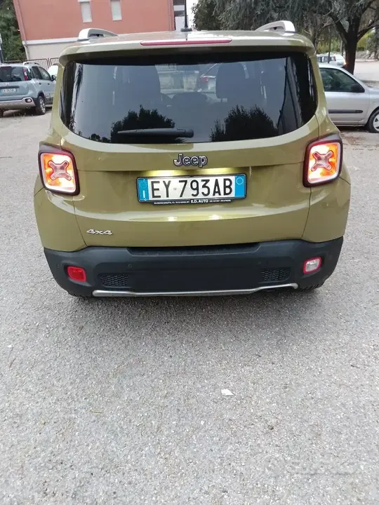 Jeep Renegade 2016 photo 4