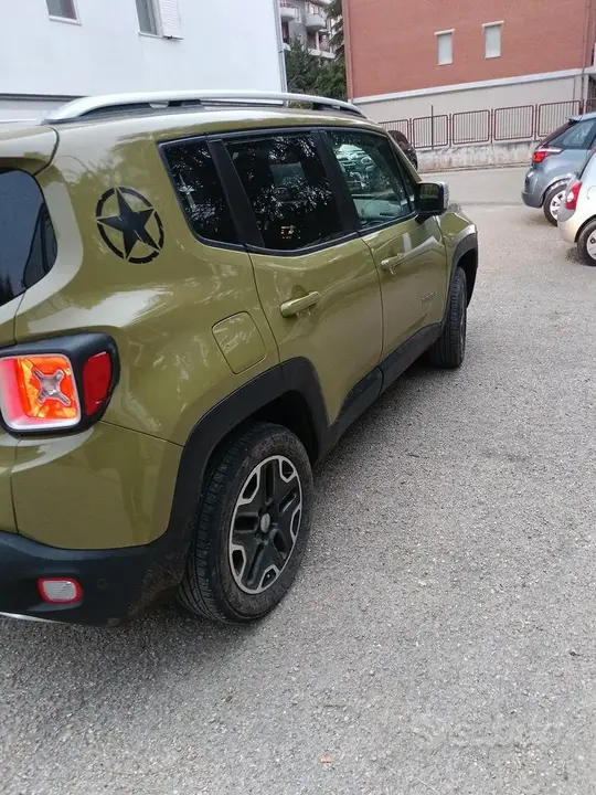 Jeep Renegade 2016 photo 2