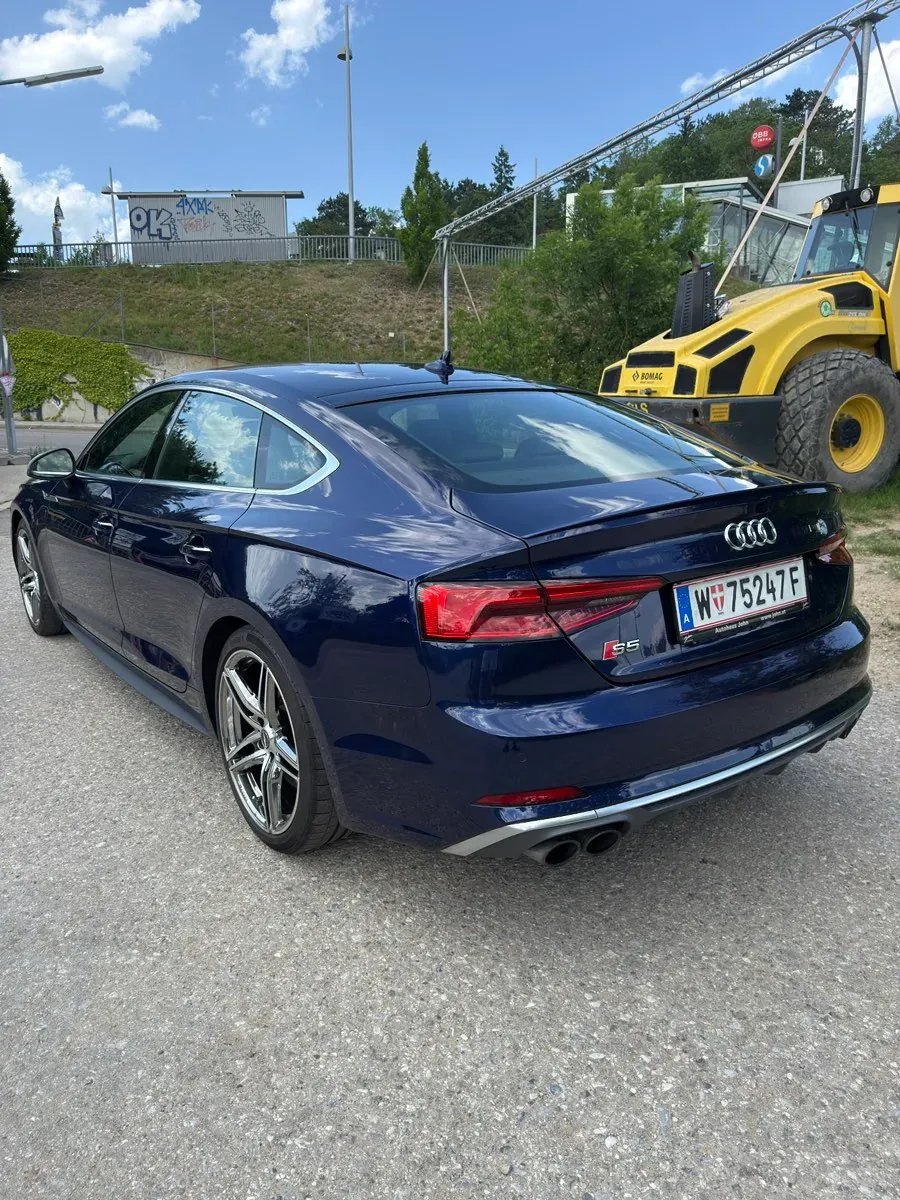 Audi A5 2017 photo 3