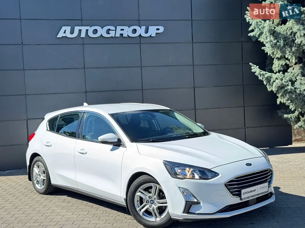 Ford Focus 2019 photo 2