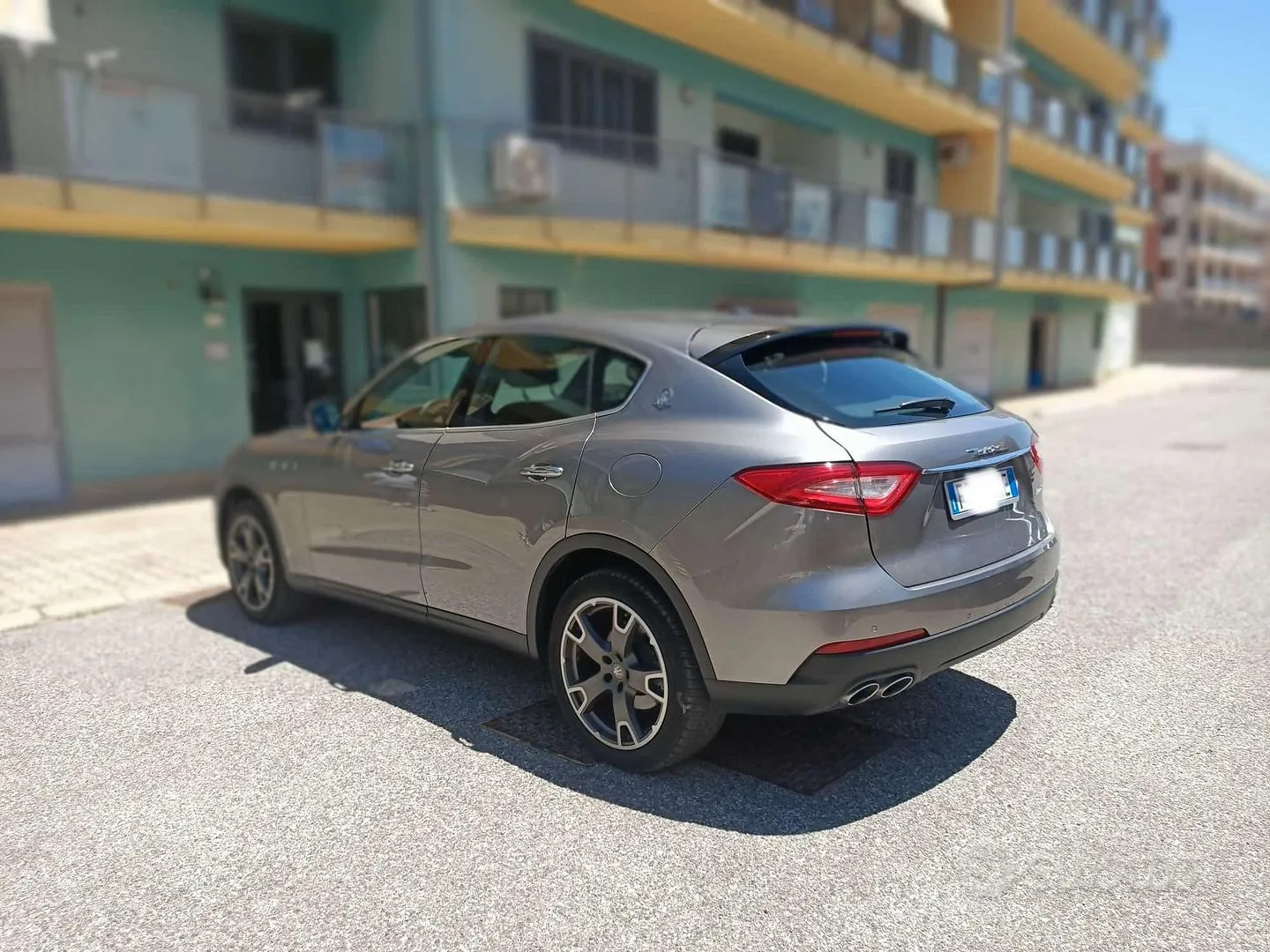 Maserati Levante 2016 photo 3