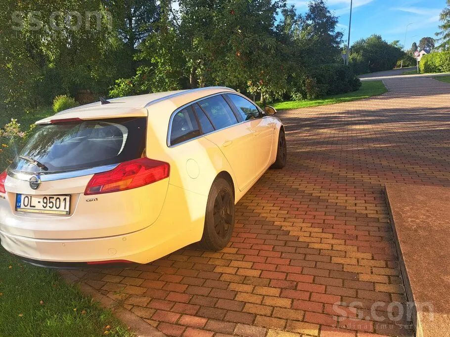 Opel Insignia 2013 photo 2