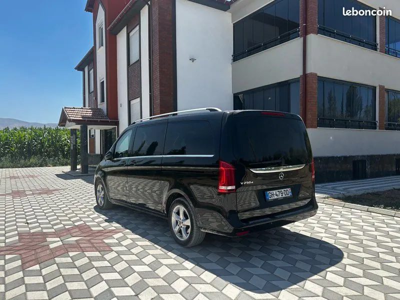 Mercedes-Benz V 2018 photo 2