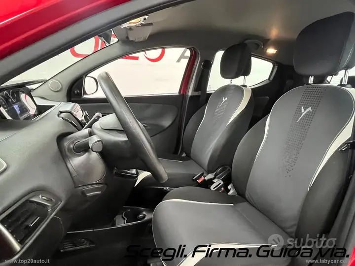 Lancia Ypsilon 2014 photo 5
