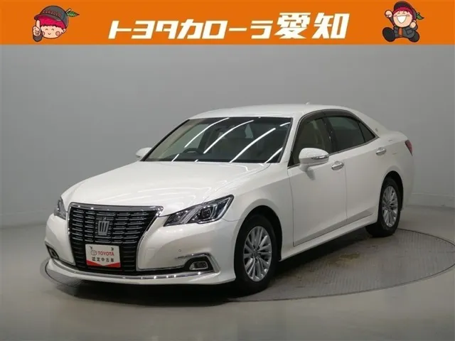 Toyota Crown Royal