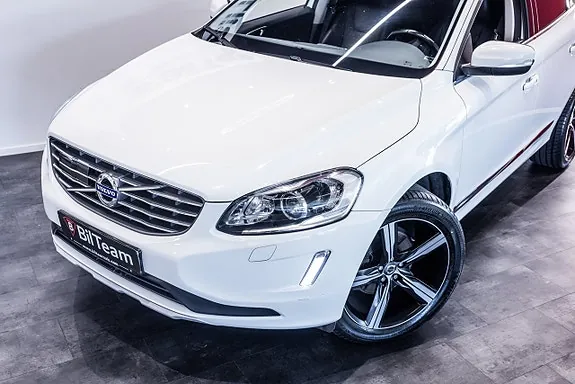 Volvo Xc60 2017 photo 4