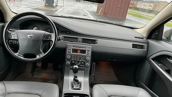 Volvo V70 2008 photo 4
