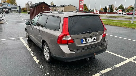 Volvo V70 2008 photo 2