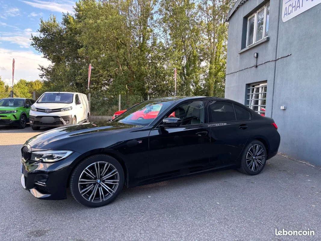 BMW 3 Series 2020 photo 2