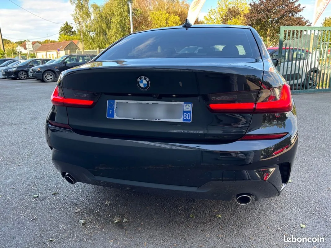 BMW 3 Series 2020 photo 3