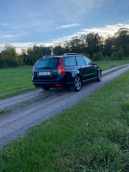 Volvo V50 2012 photo 3