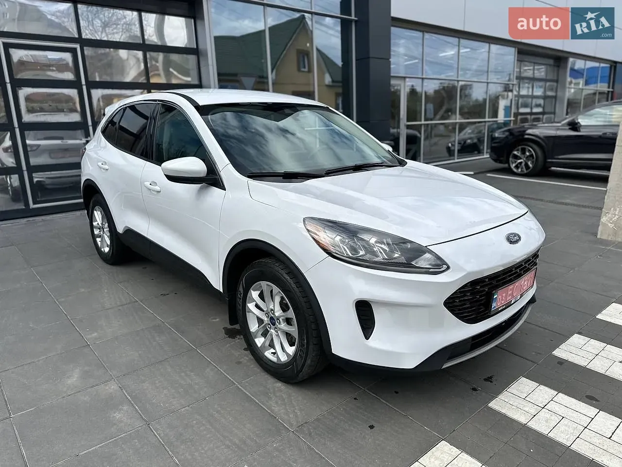 Ford Escape 2020 photo 2