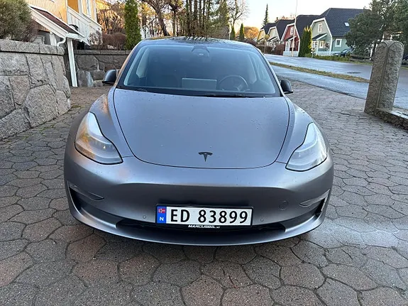 Tesla Model 3 2022 photo 4