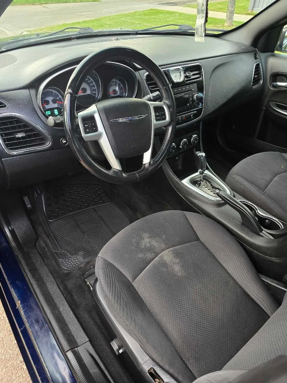Chrysler 200 2014 photo 5