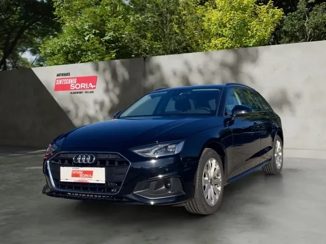 Audi A4 2023 photo 2