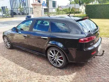 Alfa Romeo 159
