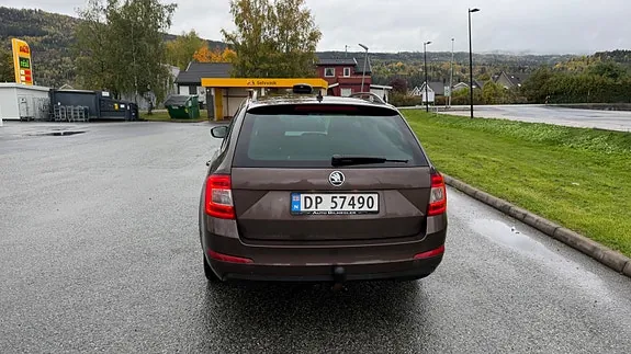 Skoda Octavia 2015 photo 3