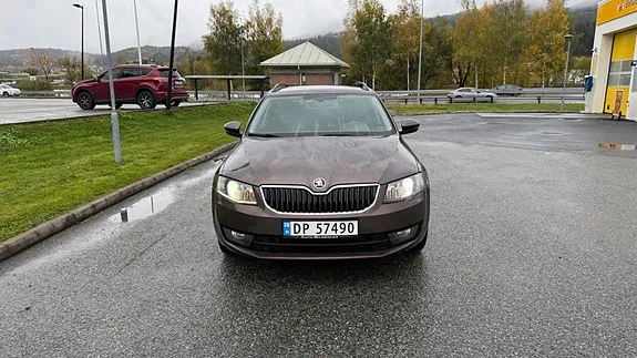 Skoda Octavia 2015 photo 2