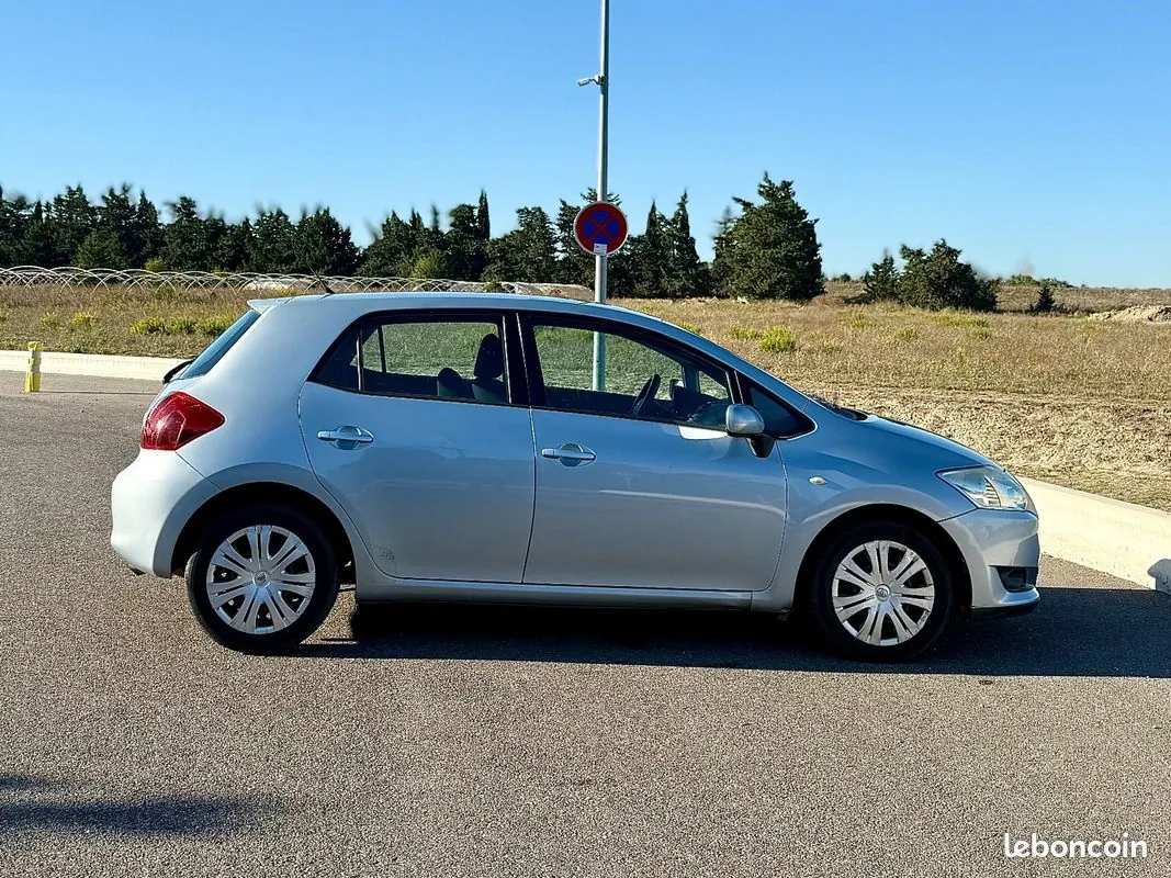 Toyota Auris 2008 photo 5