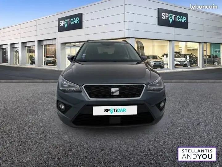 Seat Arona 2021 photo 2