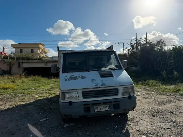 Iveco Daily 1992 photo 4