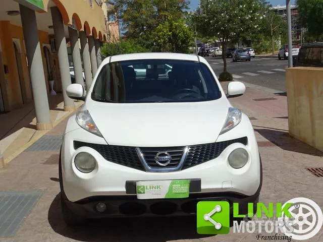 Nissan Juke 2011 photo 2