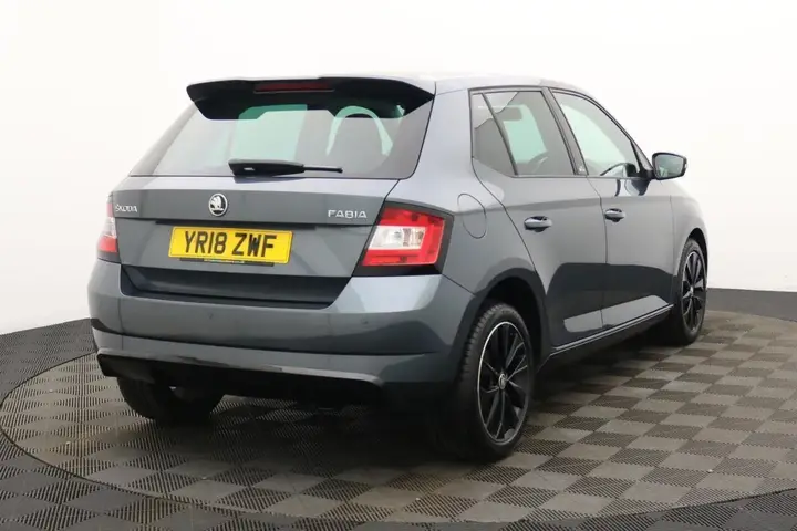 Skoda Fabia 2018 photo 5