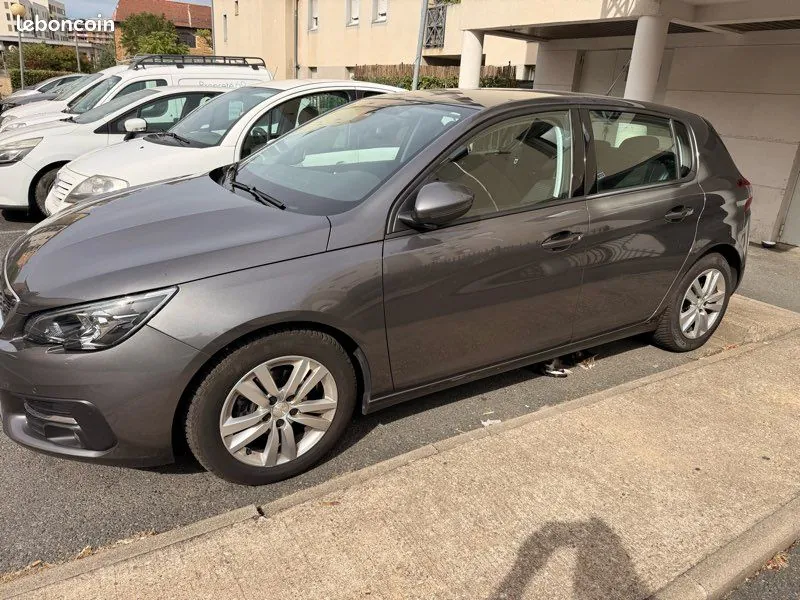 Peugeot 308