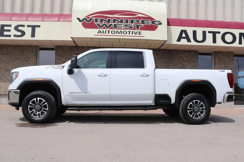 GMC Sierra 3500Hd 2023 photo 2