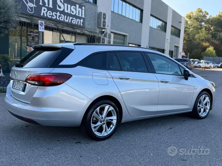 Opel Astra 2020 photo 4