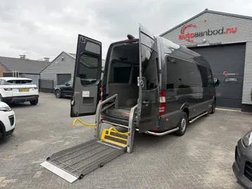 Mercedes-Benz Sprinter 2015 photo 2