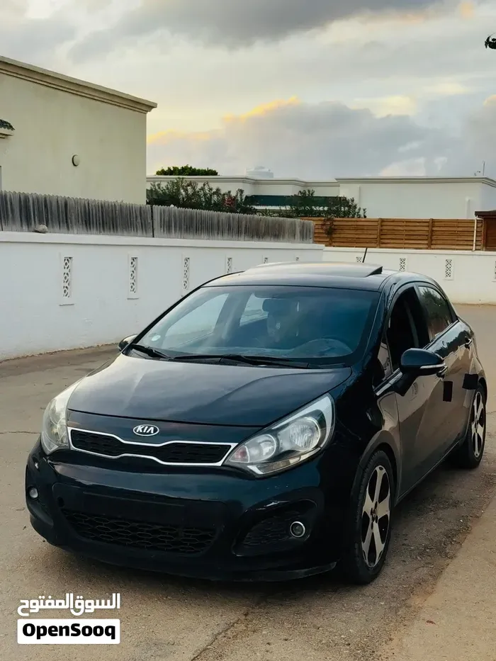 Kia Pride 2015 photo 2