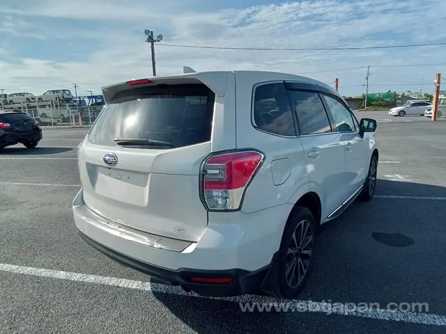 Subaru Forester 2016 photo 4