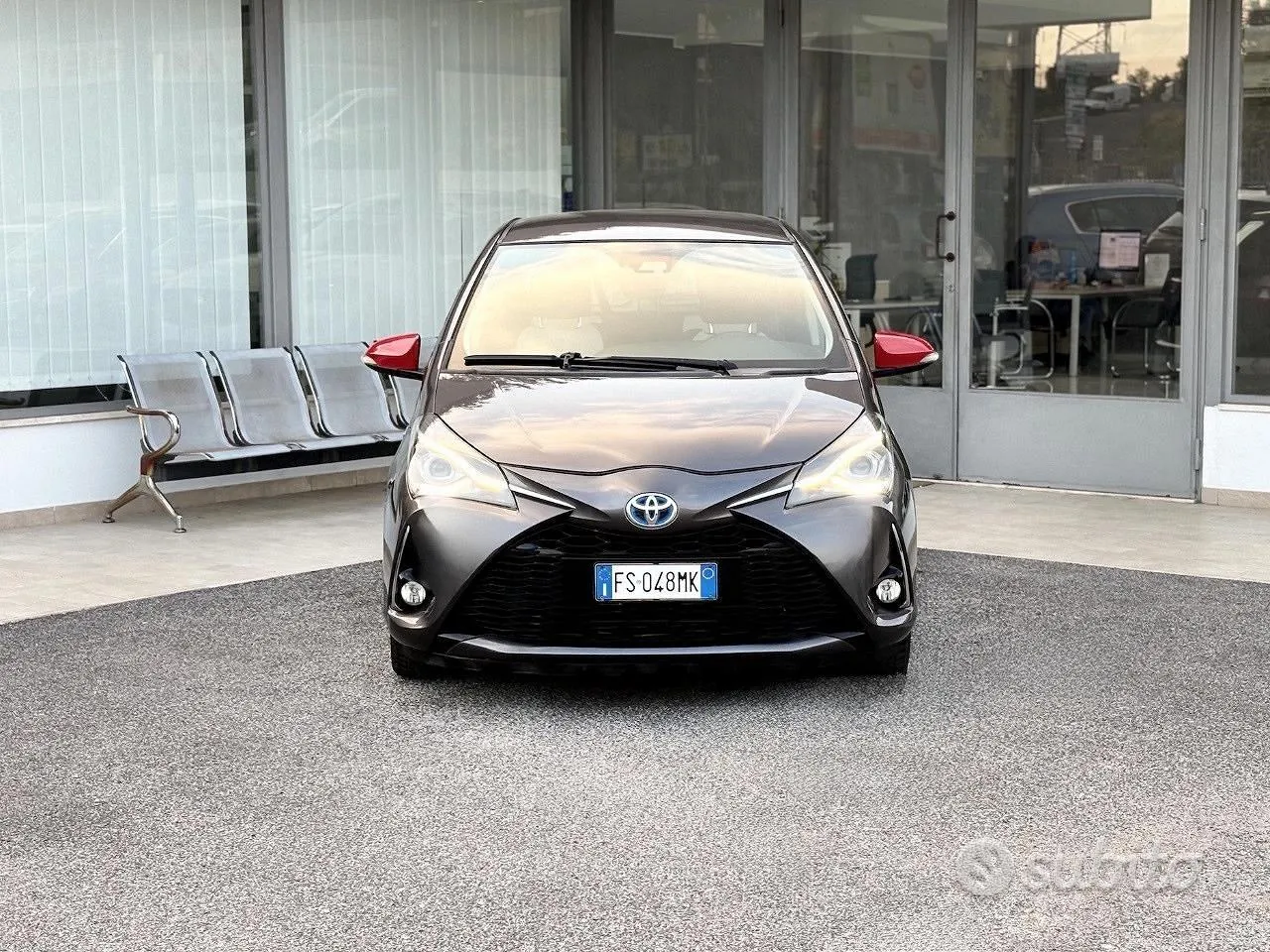 Toyota Yaris 2018 photo 2