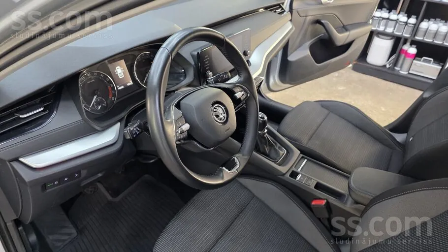 Skoda Octavia 2023 photo 5