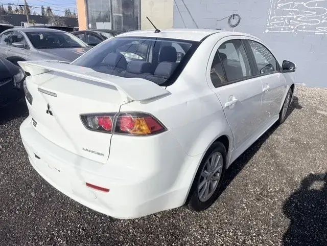 Mitsubishi Lancer 2015 photo 4