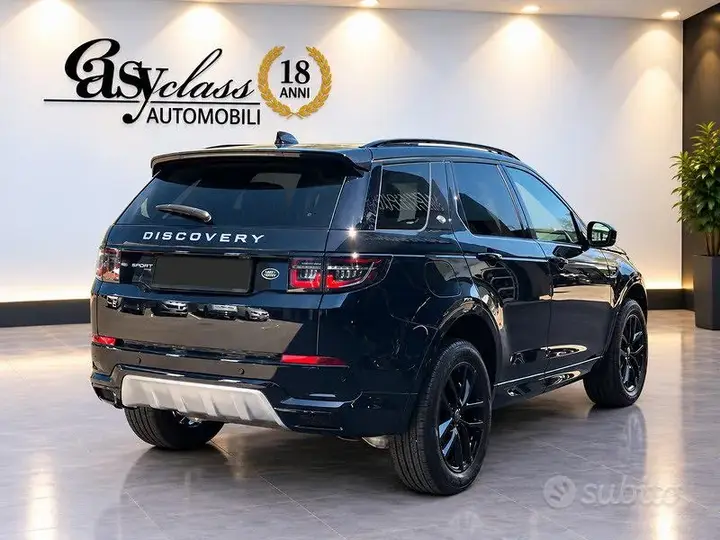 Land Rover Discovery Sport 2026 photo 4