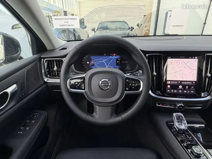 Volvo V60 2026 photo 2