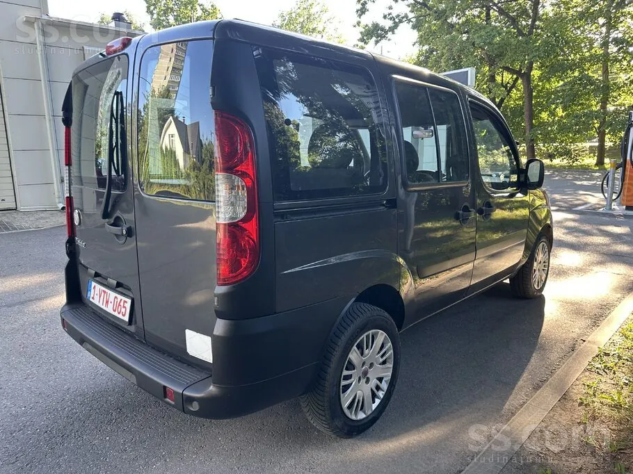 Fiat Doblo 2009 photo 4