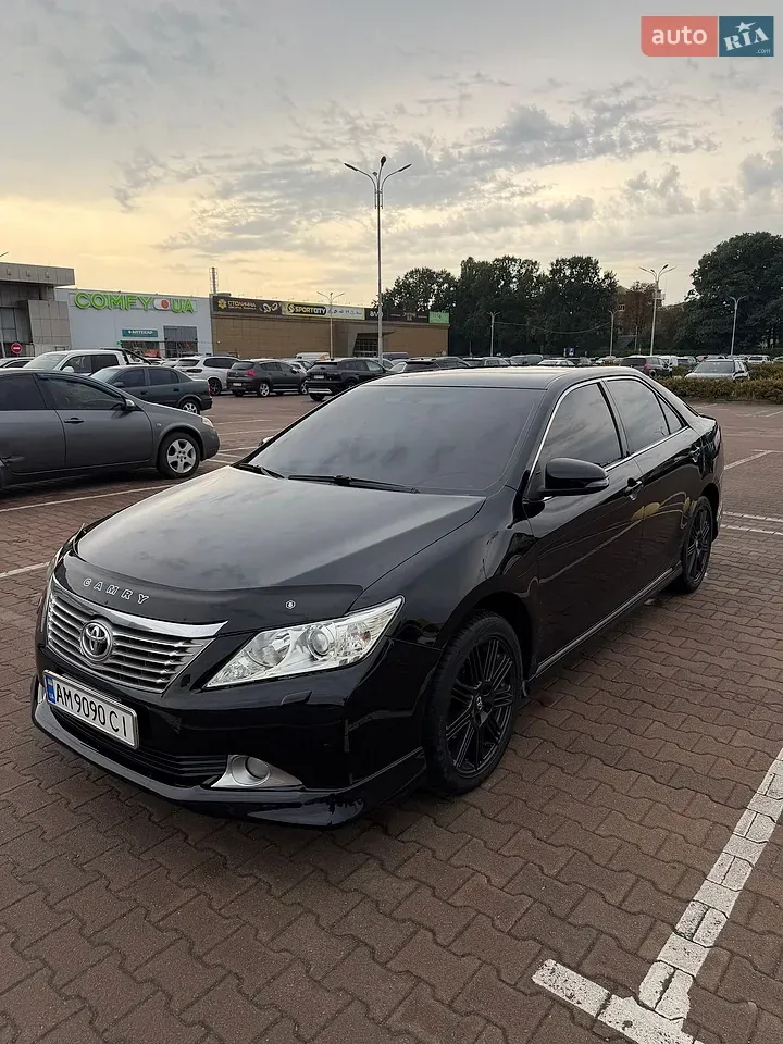 Toyota Camry 2014 photo 2