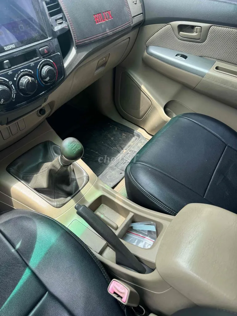 Toyota Hilux 2012 photo 3