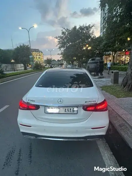 Mercedes-Benz E-Class 2022 photo 3